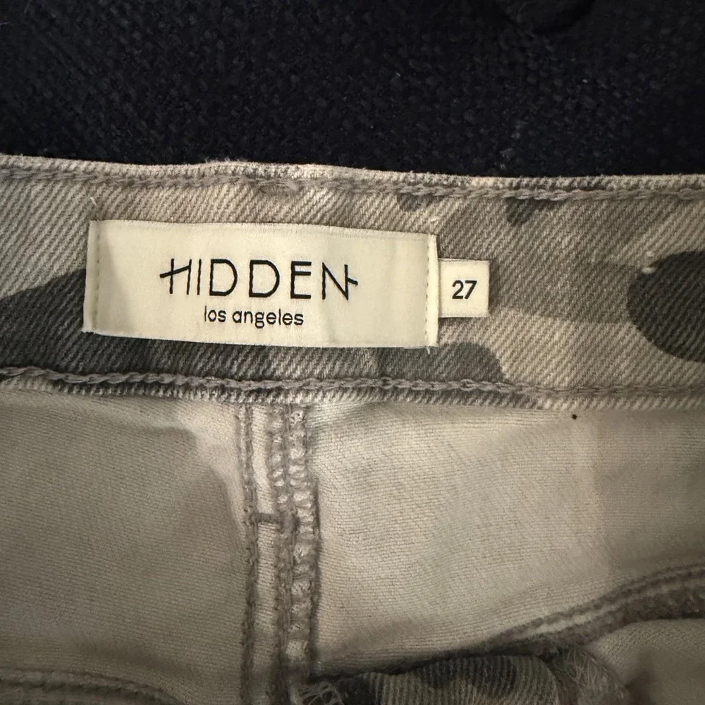 Camouflage Dad Jeans - Picture 3 of 3
